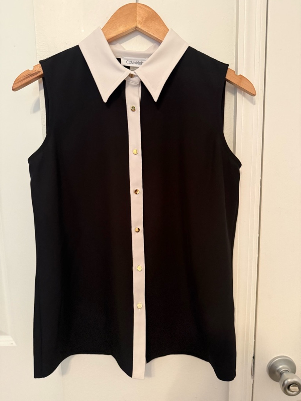 Calvin Klein Black Sleeveless Button-Down Top with White Collar